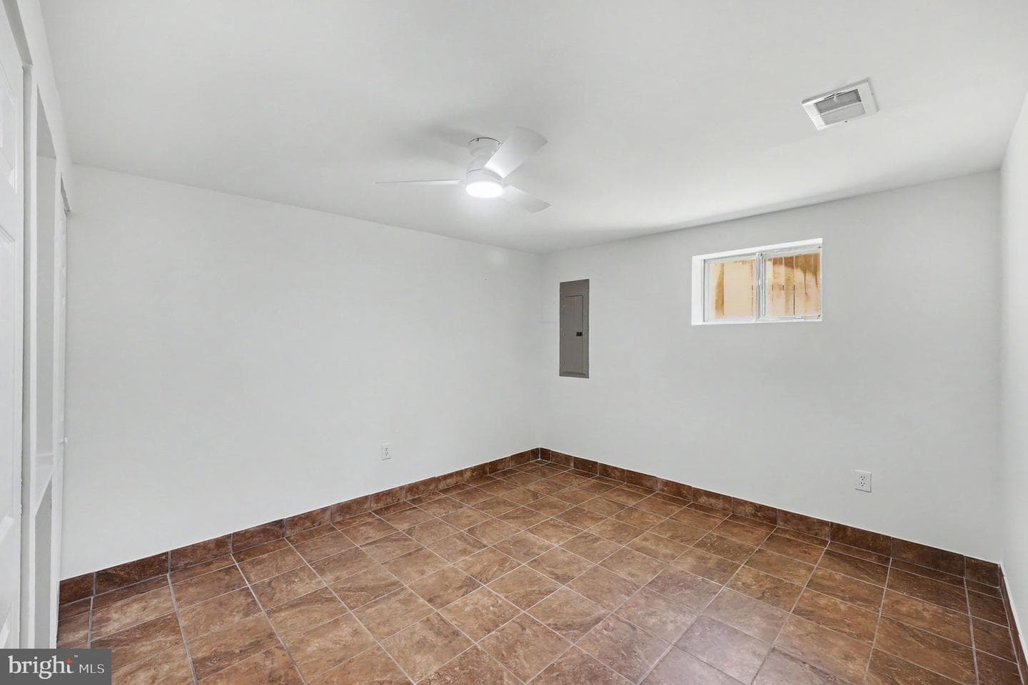 5014 Woodford Lane photo 21