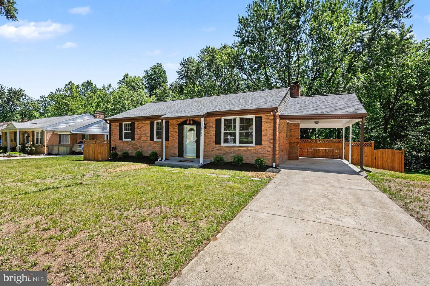 5014 Woodford Lane photo 3