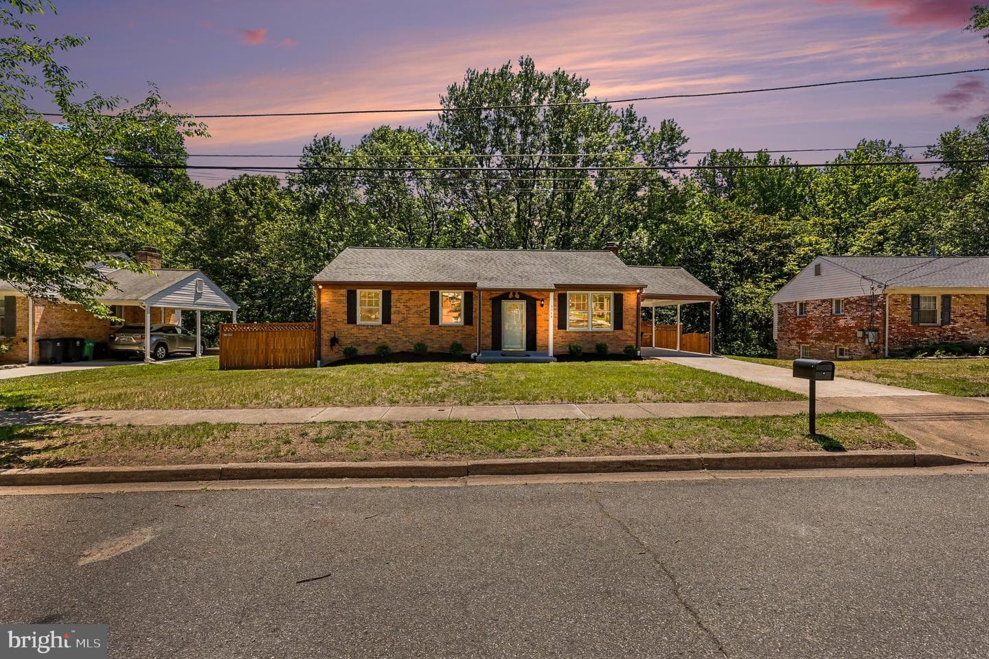 5014 Woodford Lane photo 36