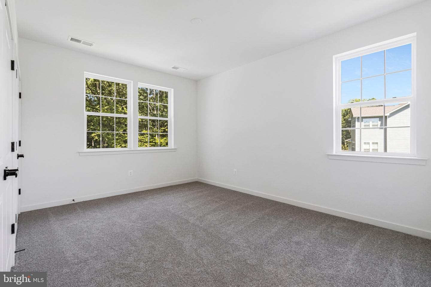 2007 Saint James Road photo 57