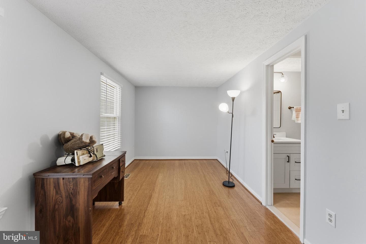 6255 Hammett Street photo 23
