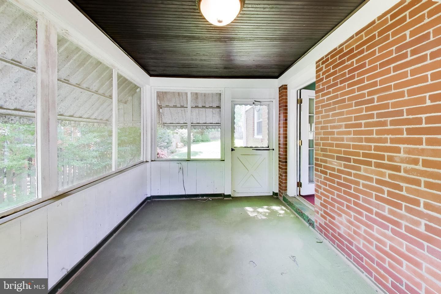 5707 Greenleaf Rd photo 26