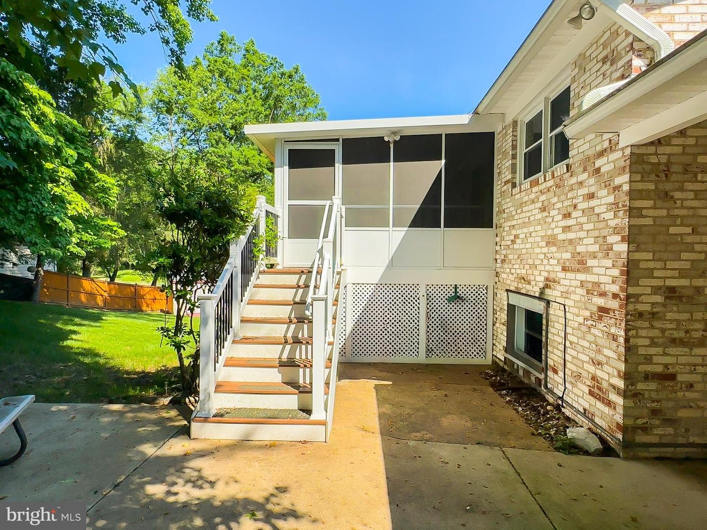 9301 Midland Turn photo 15