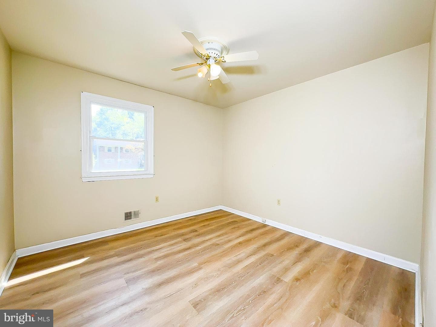 9301 Midland Turn photo 17