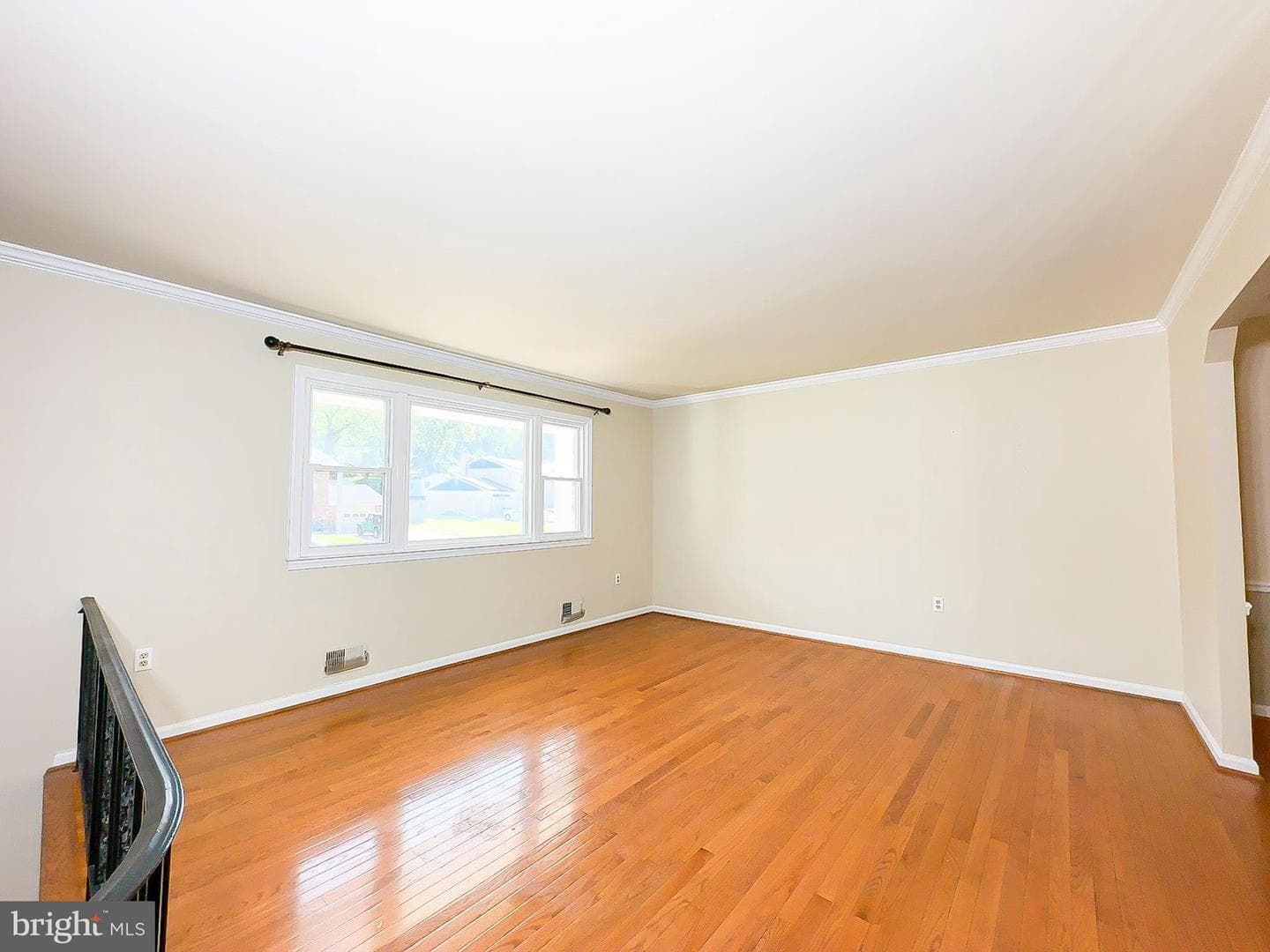 9301 Midland Turn photo 5
