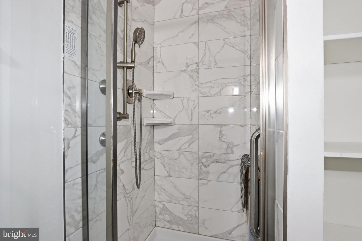 201 Castleton Place photo 27