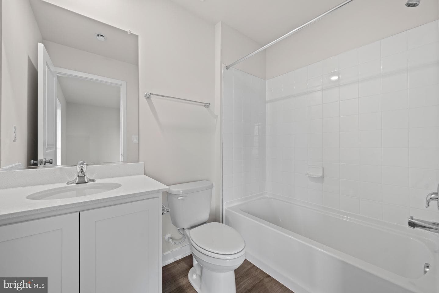 15041 Douglas Fir Lane photo 8