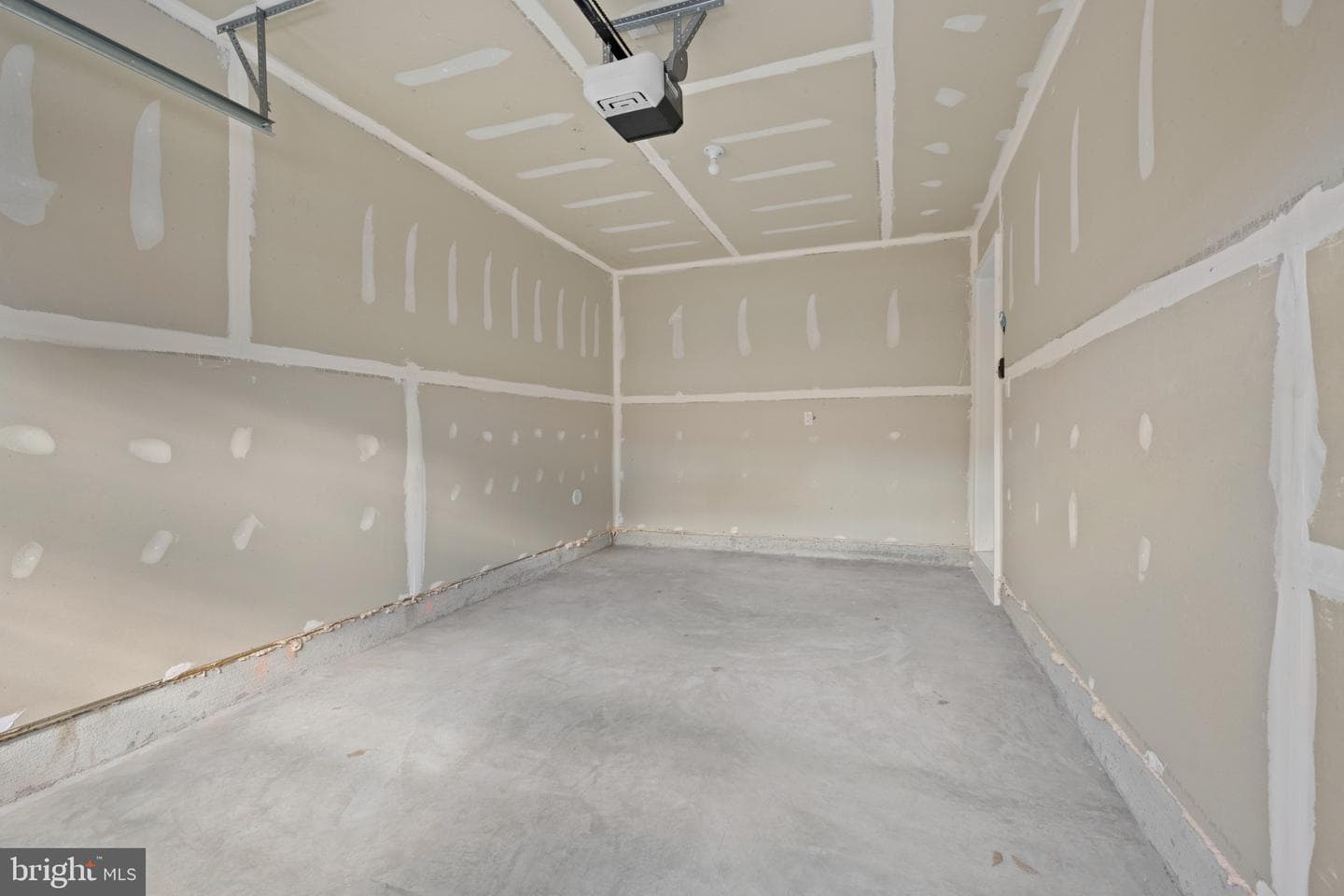 15041 Douglas Fir Lane photo 9