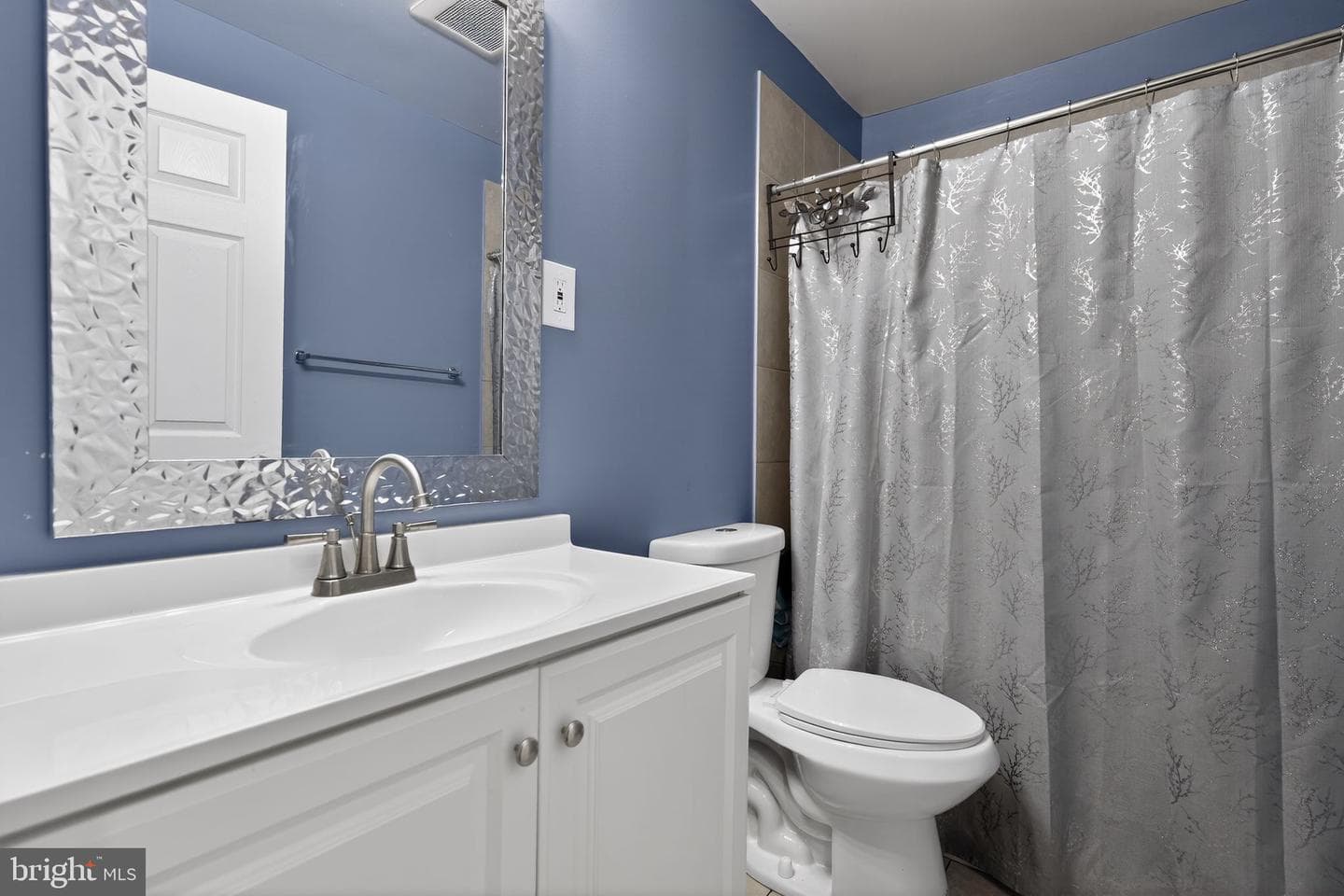 2608 Kingsway Road photo 15