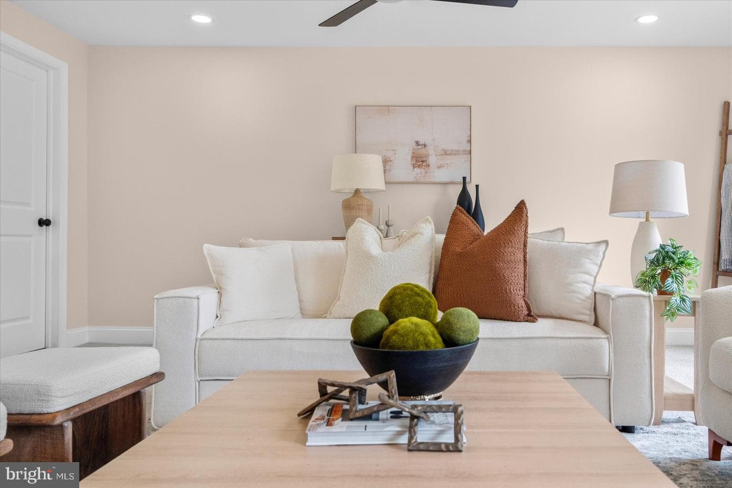 12508 Swirl Lane photo 4