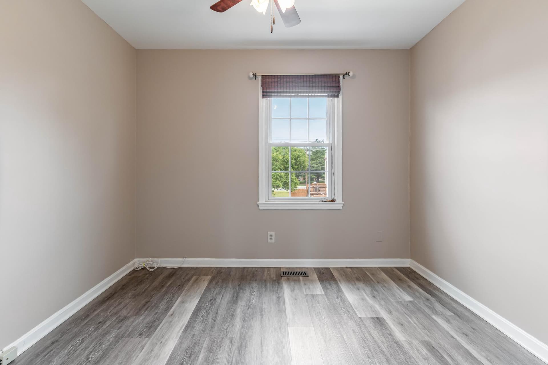 5922 Surratts Village Drive photo 29
