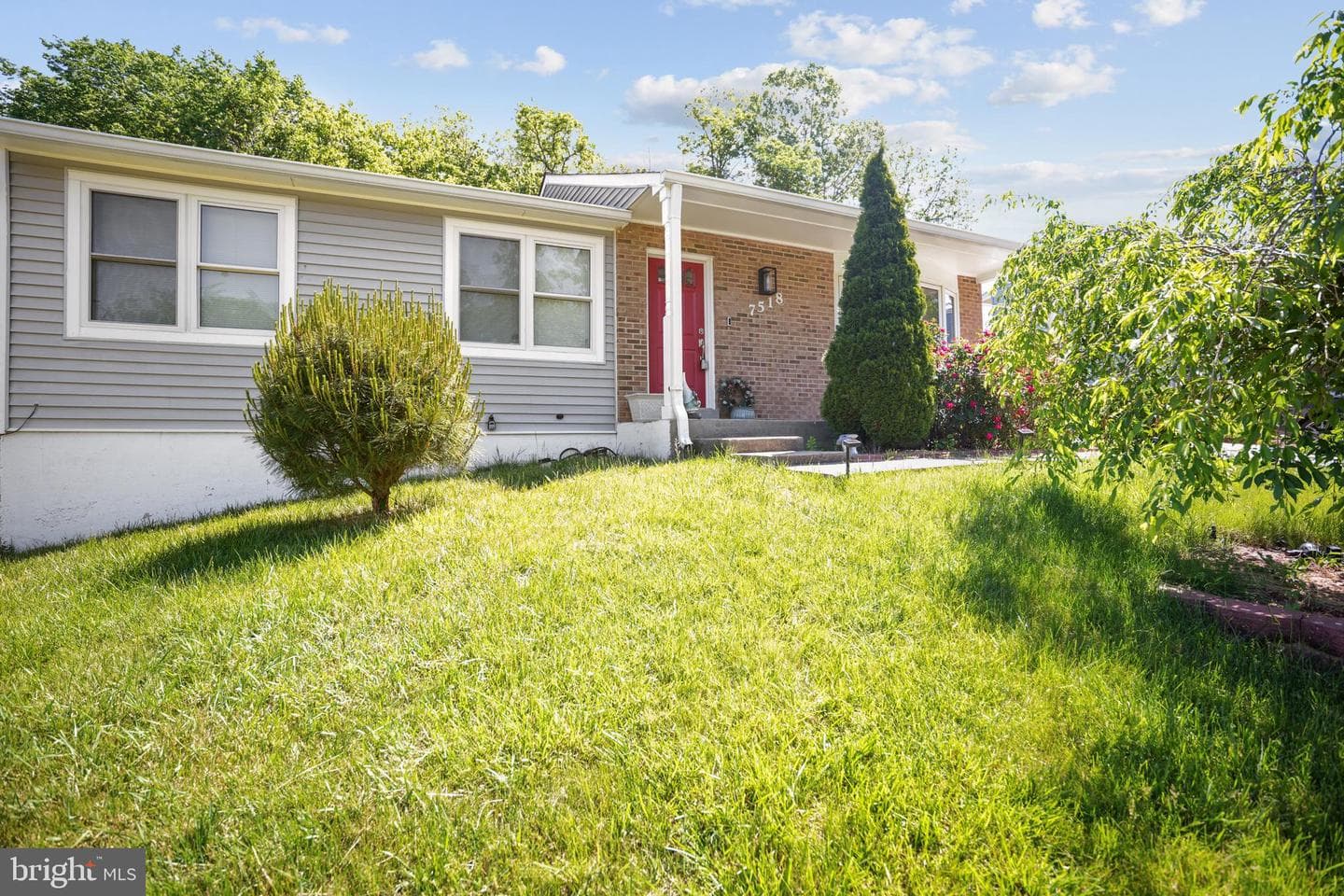 7518 Bentree Rd photo 2