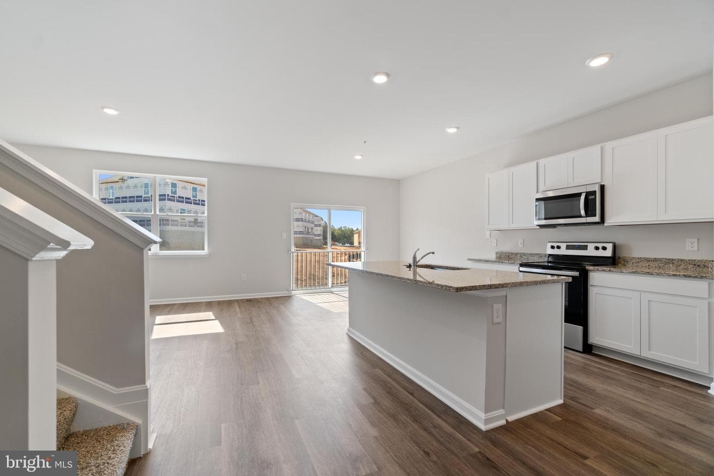 5212 Manor Park Drive photo 3