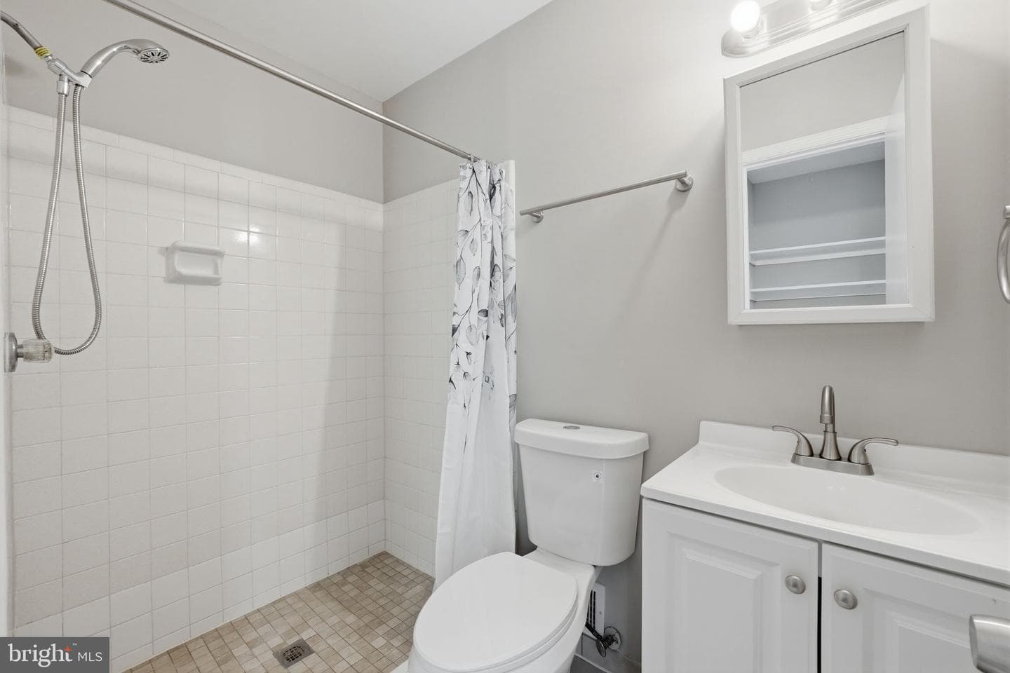 2621 Lackawanna St photo 6