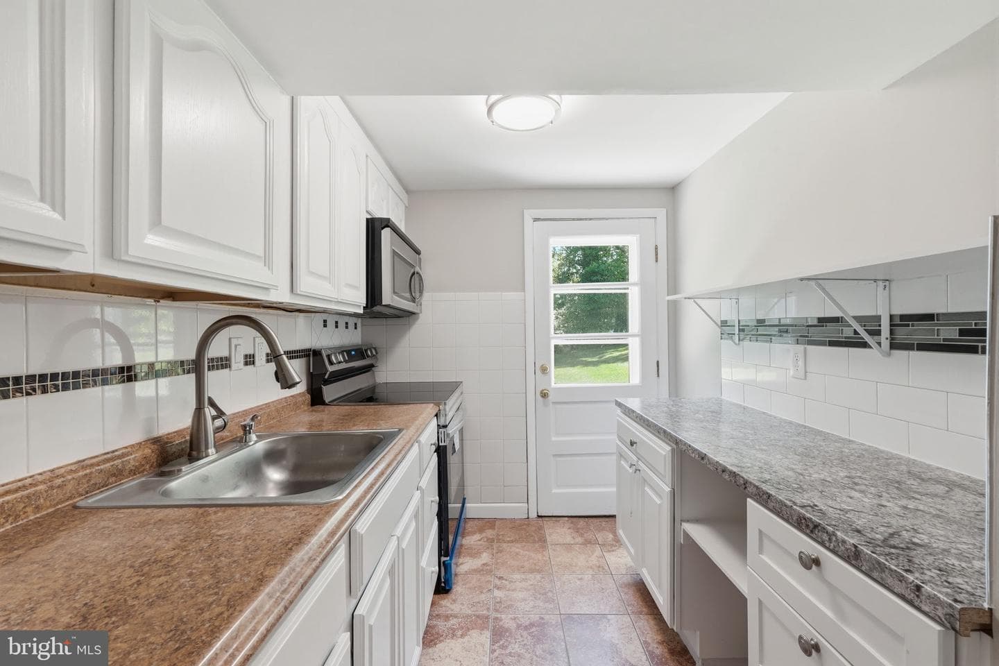 2621 Lackawanna St photo 8
