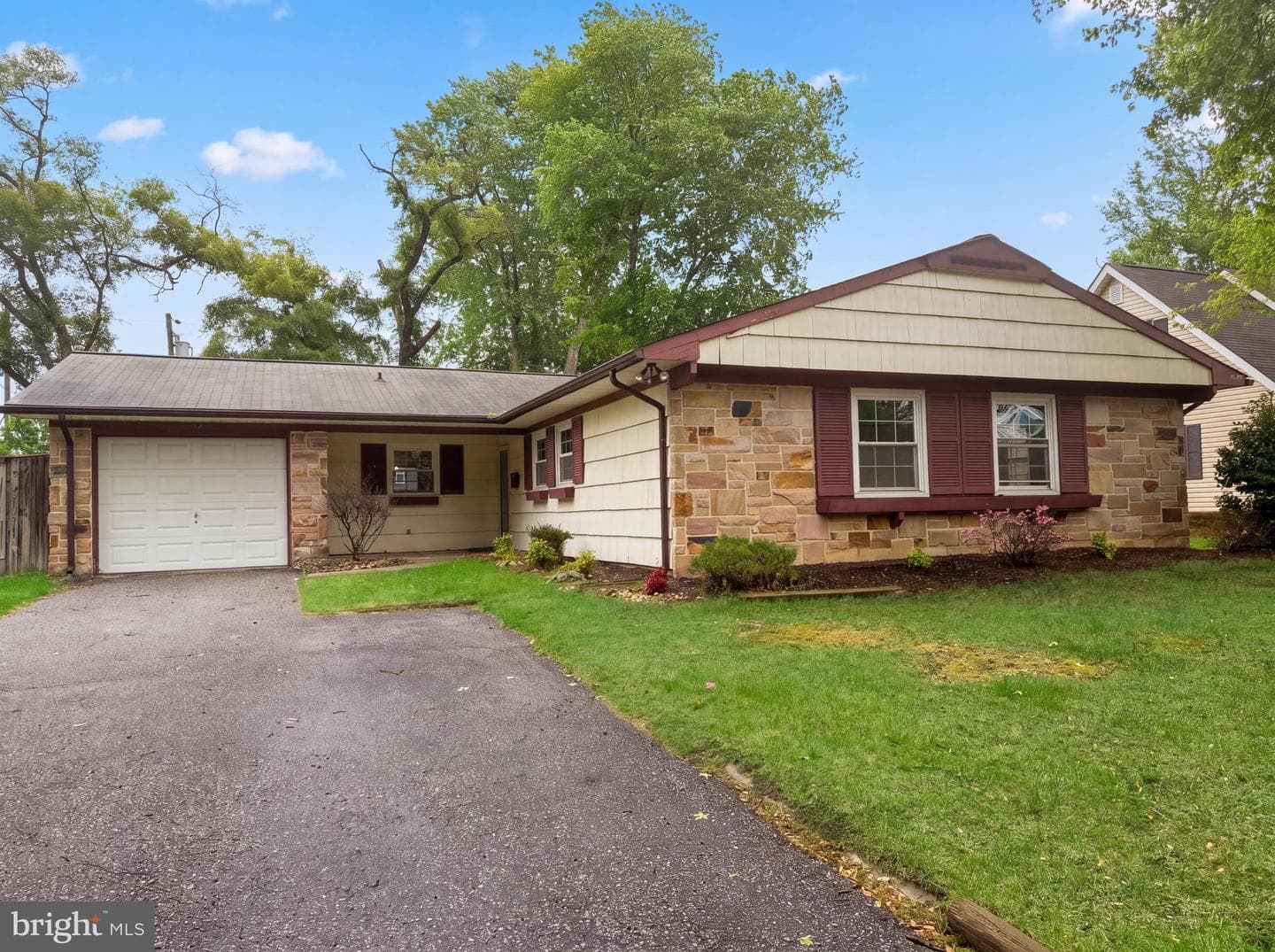 3519 Madonna Lane