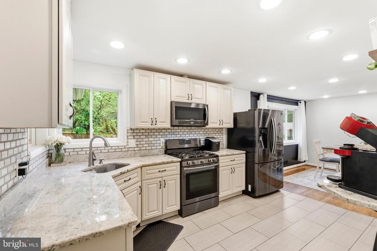 10111 Green Forest Drive photo 13