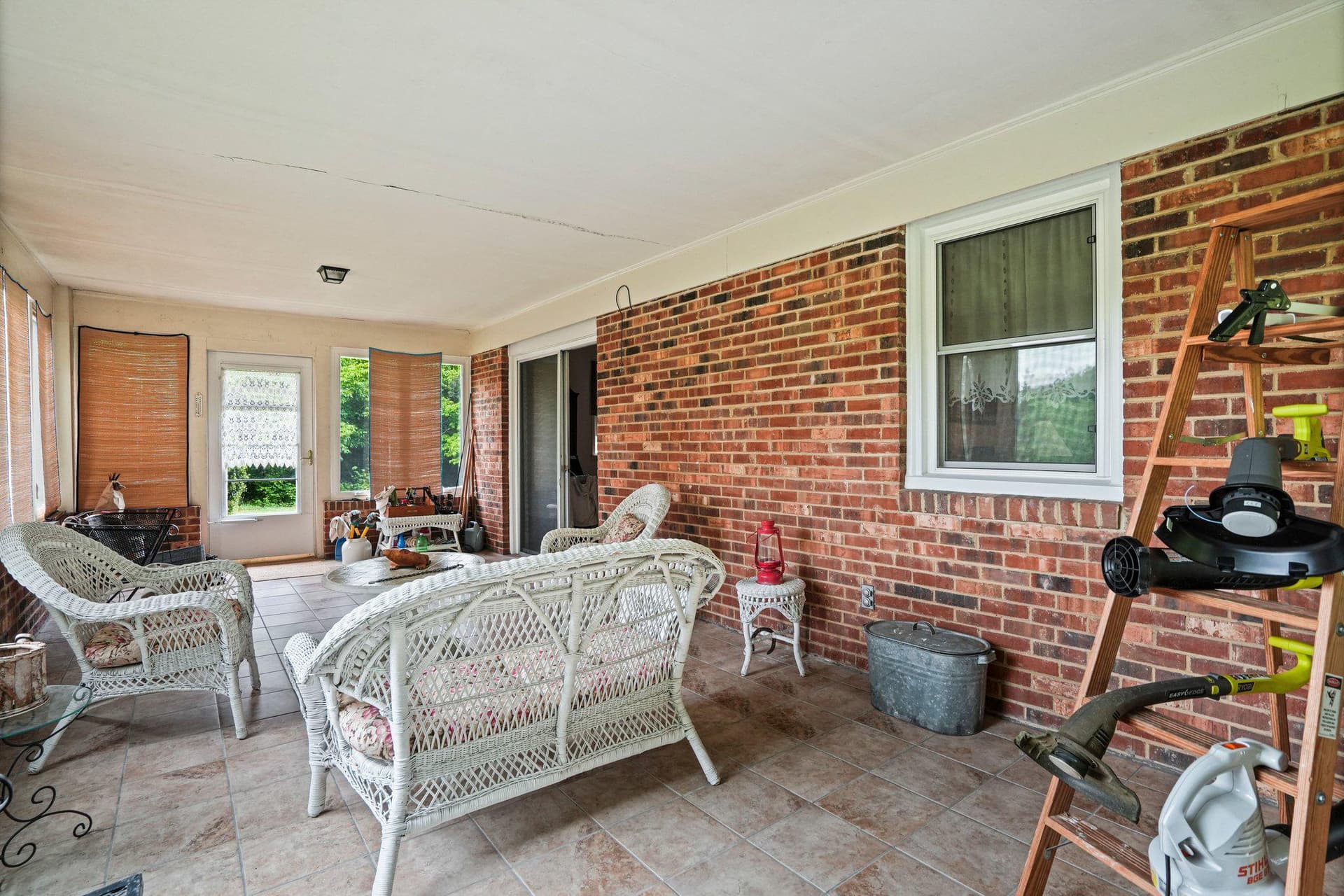 6201 Croom Station Road photo 11