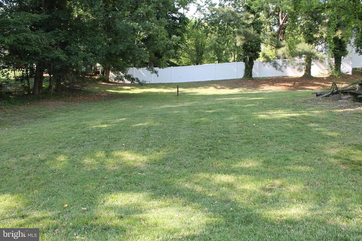 9309 Cross Bow Road photo 32