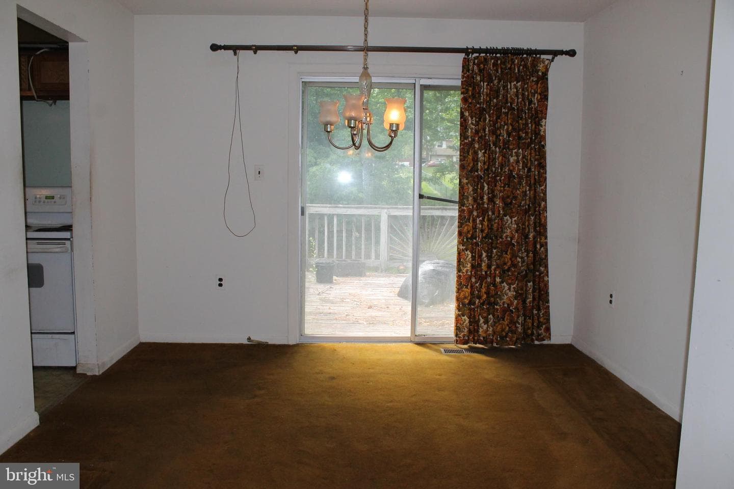 9309 Cross Bow Road photo 6