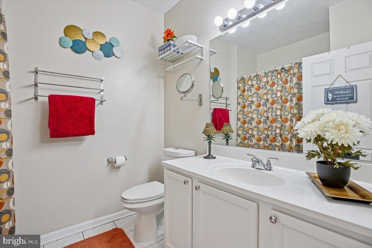 1321 Karen Boulevard #301 photo 15