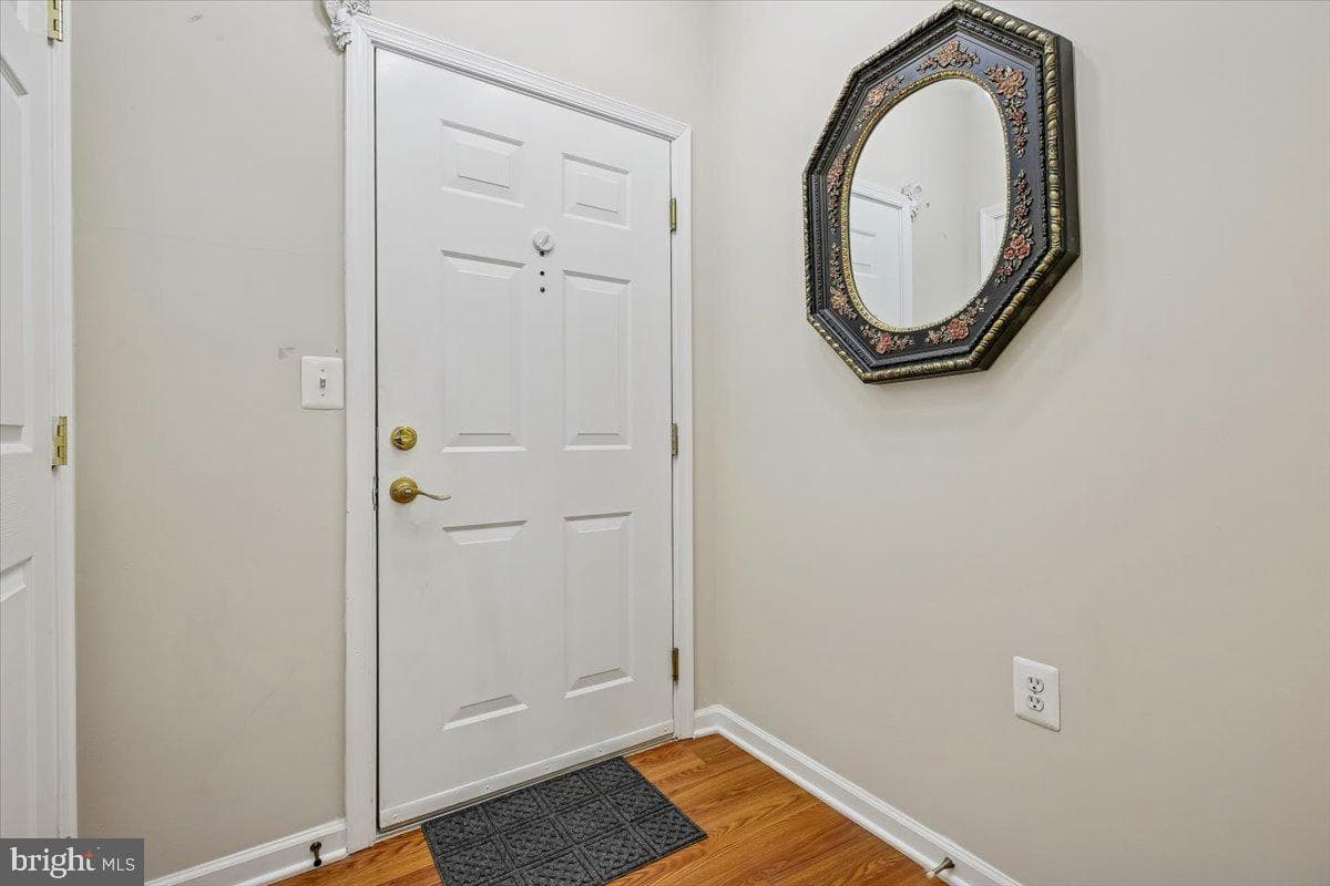 1321 Karen Boulevard #301 photo 19