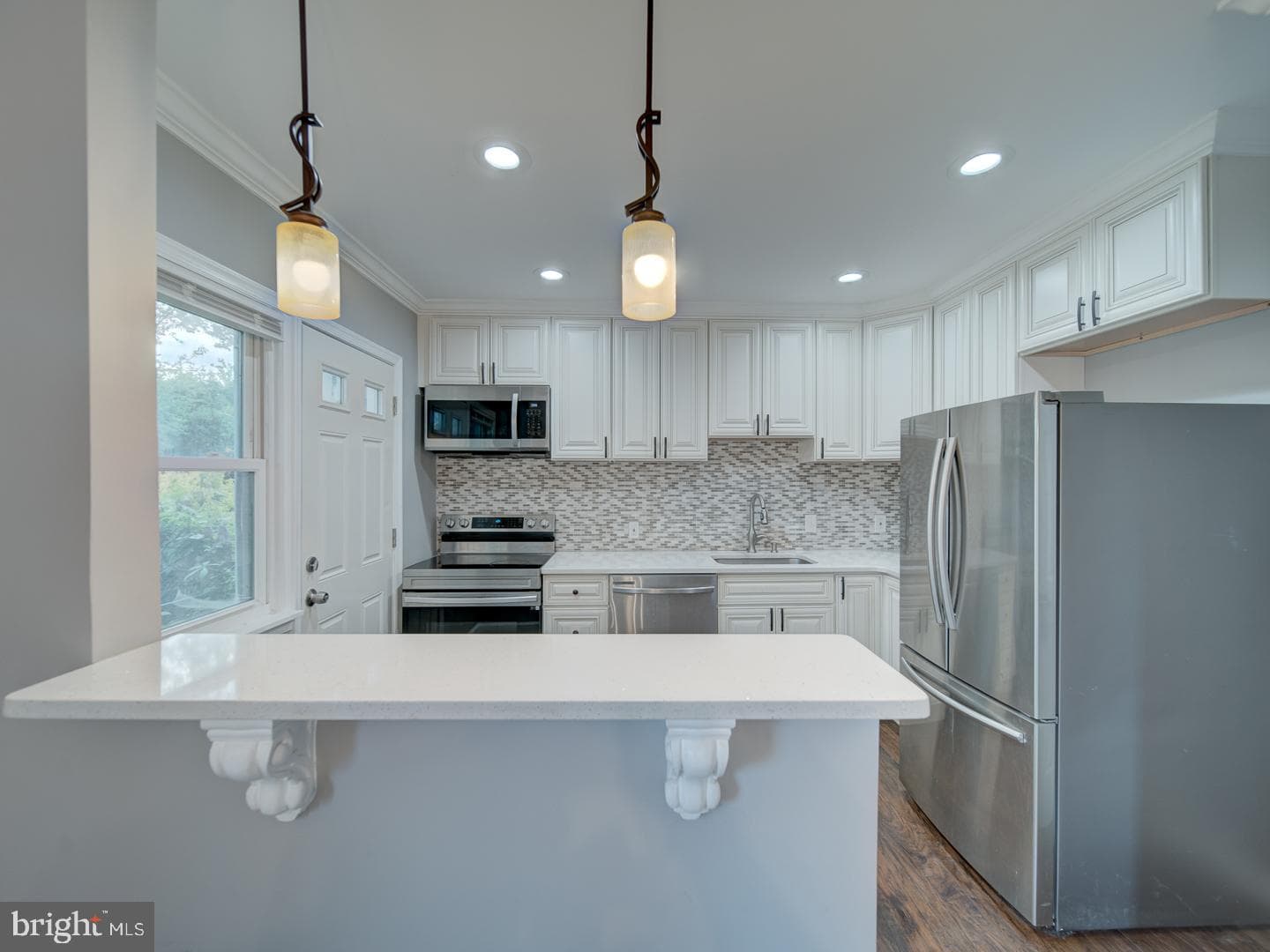 2407 Saint Clair Drive photo 17