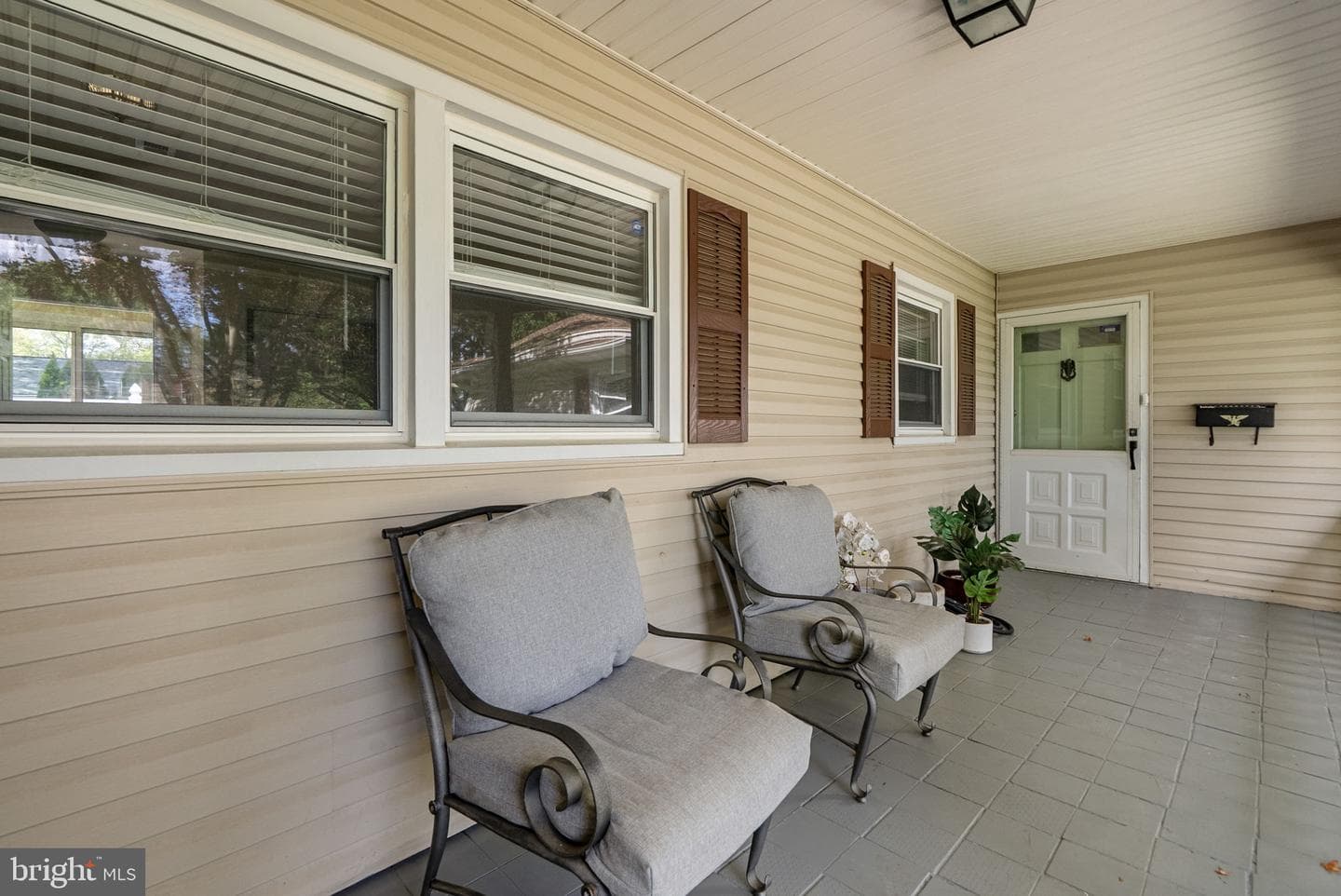 3817 Winchester Lane photo 4