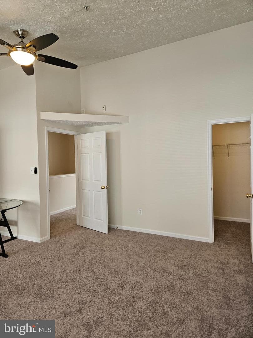 12800 Center Park Way photo 13