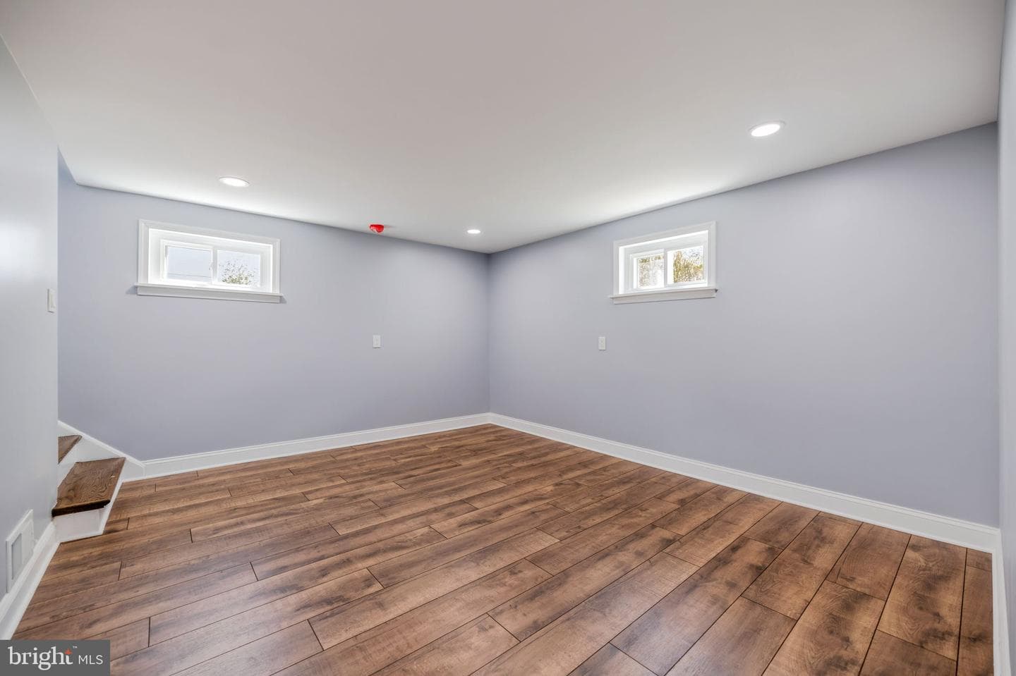 1001 Elderberry Place photo 41