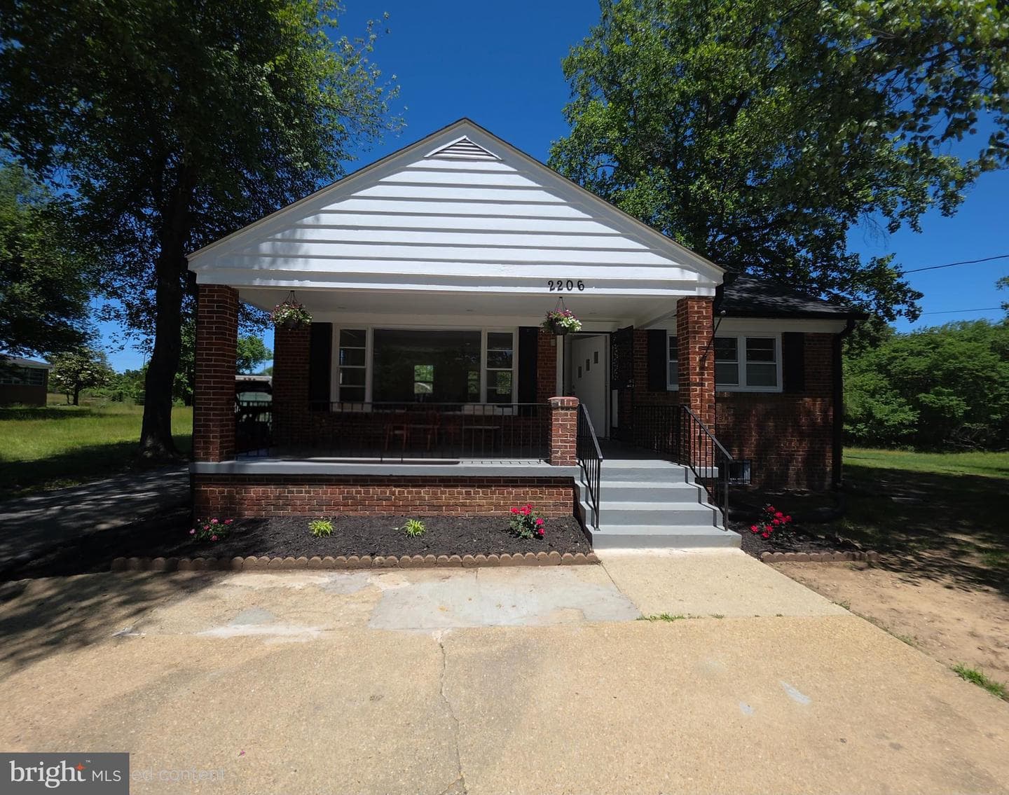 2206 Brinkley Road photo 9