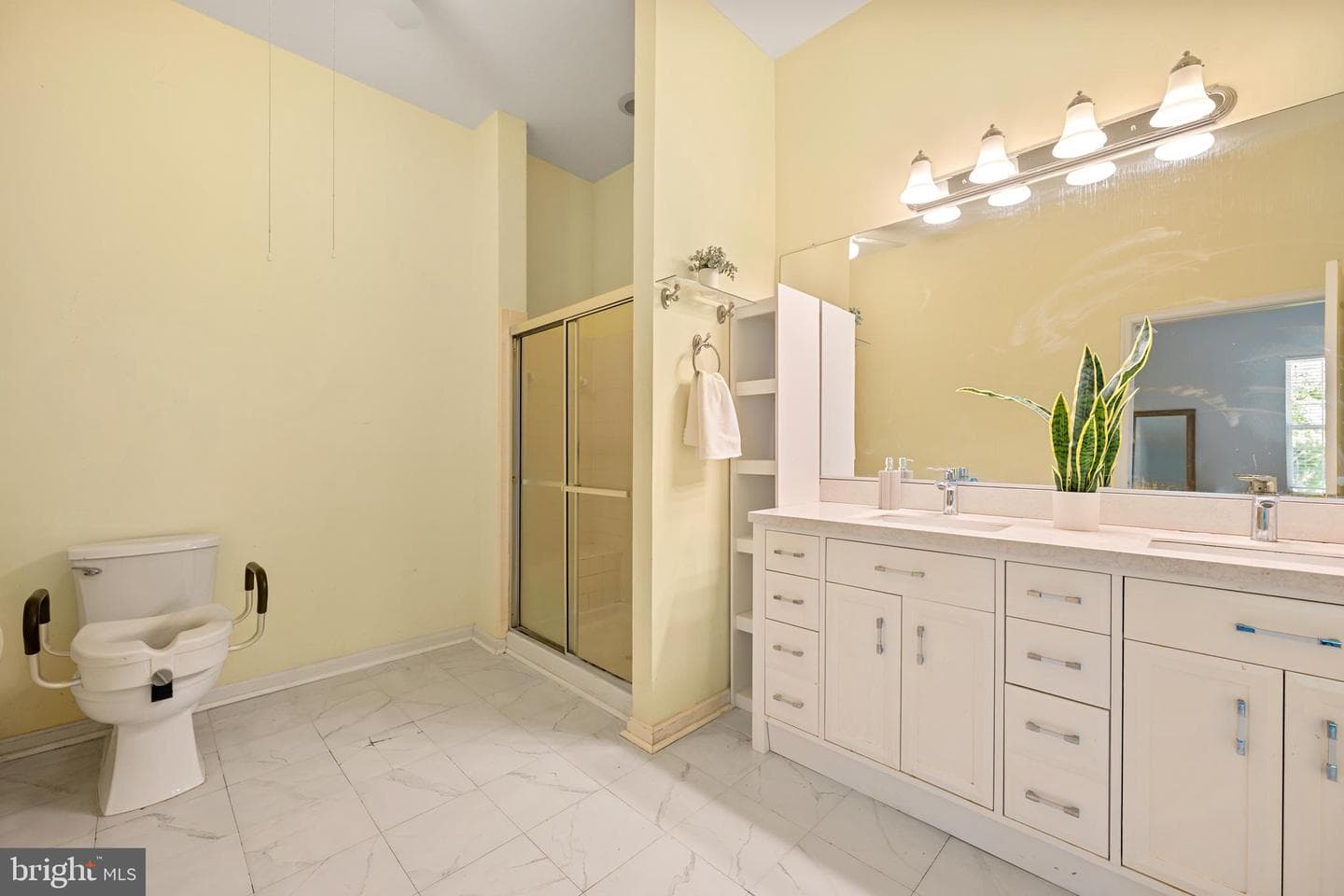 2140 Vittoria Court #66 photo 23