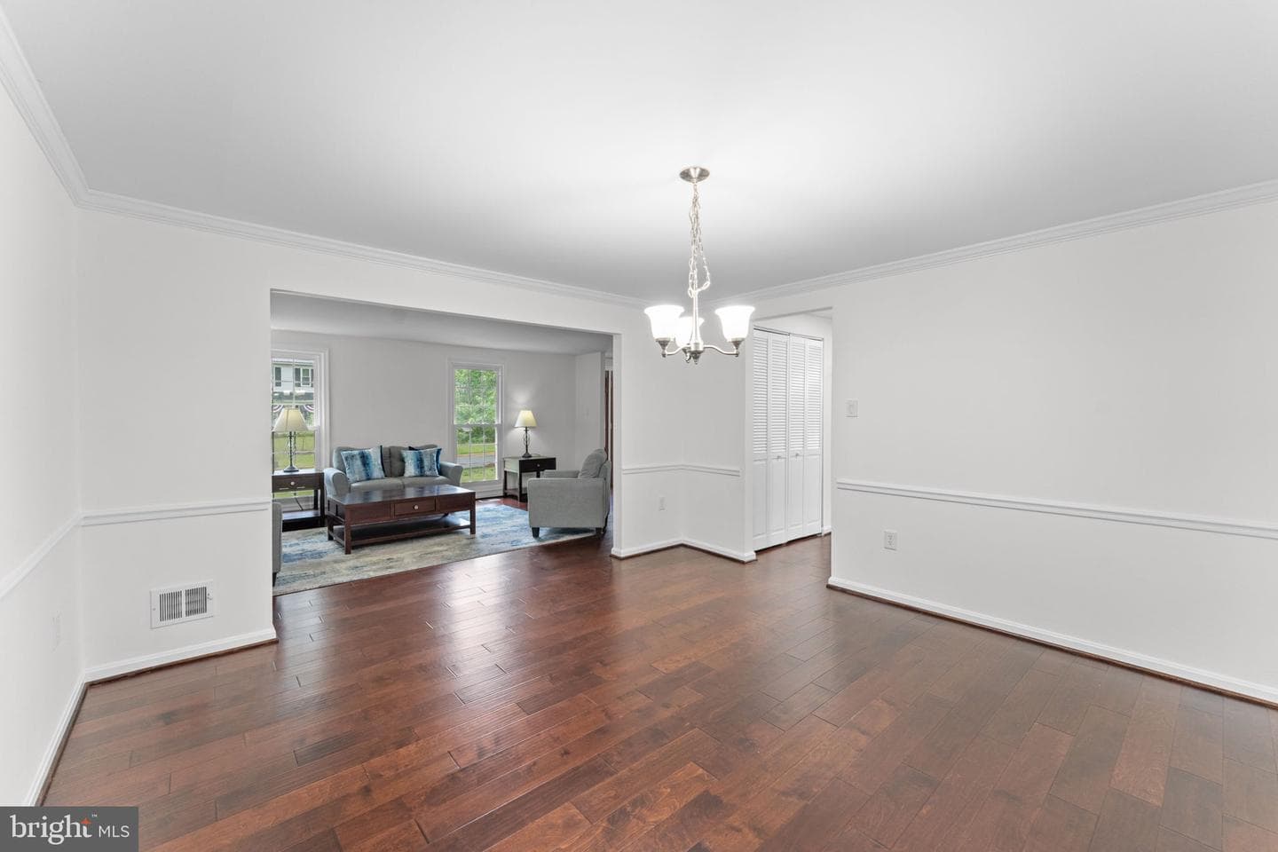 766 Gleneagles Dr photo 20