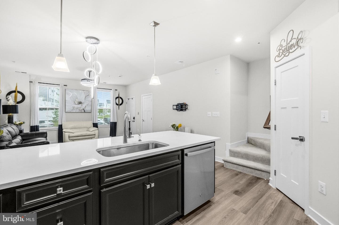 170 Lawndale Drive photo 18