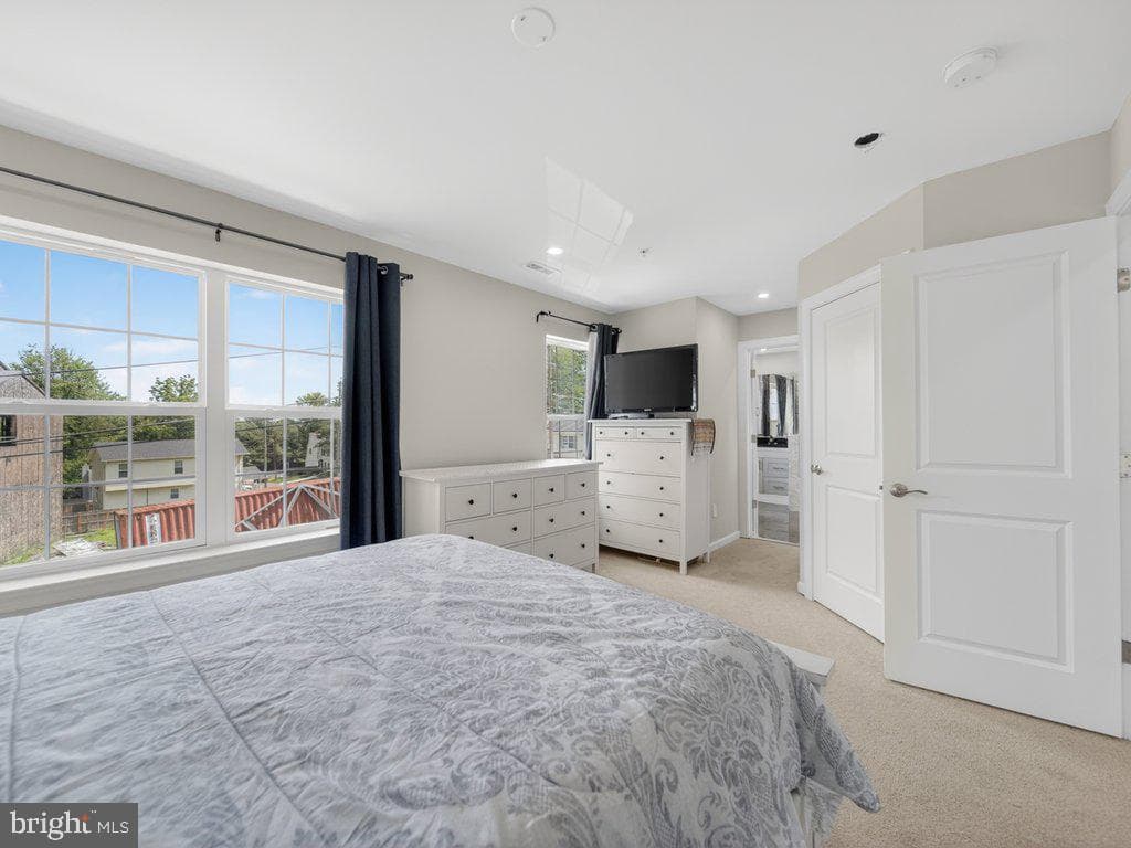 4831 Gunther Street photo 22
