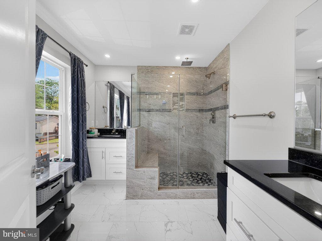 4831 Gunther Street photo 4