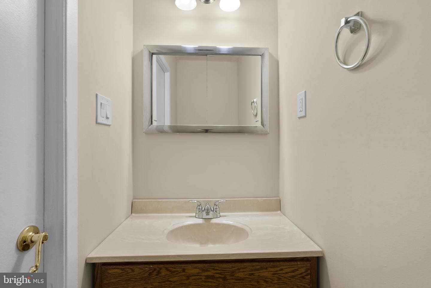 12100 Raritan Lane photo 24