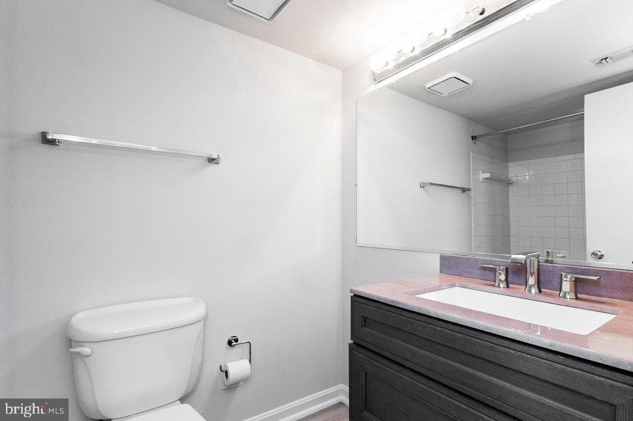 908 Westhaven Drive #11-201 photo 29