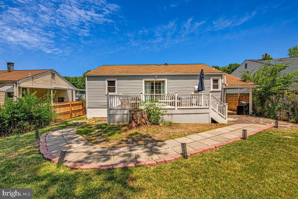 7219 Kidmore Lane photo 38