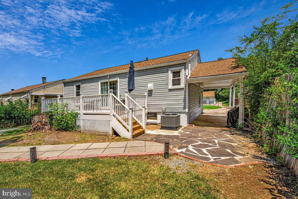 7219 Kidmore Lane photo 40
