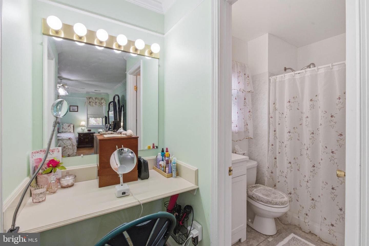 10901 Atwell Avenue photo 14