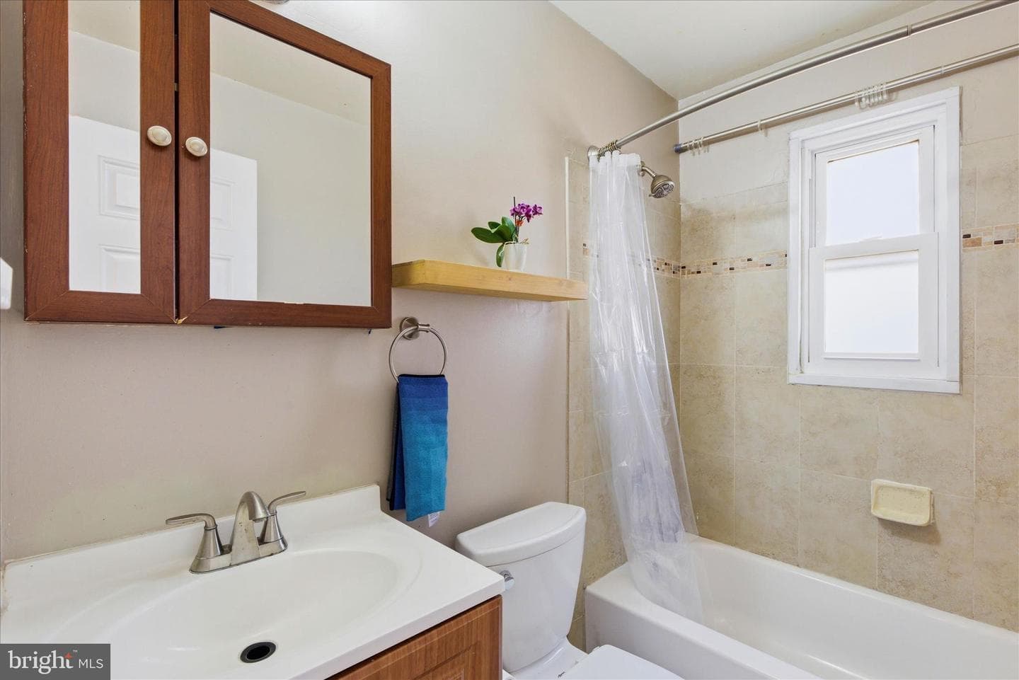 6317 Jason Avenue photo 13