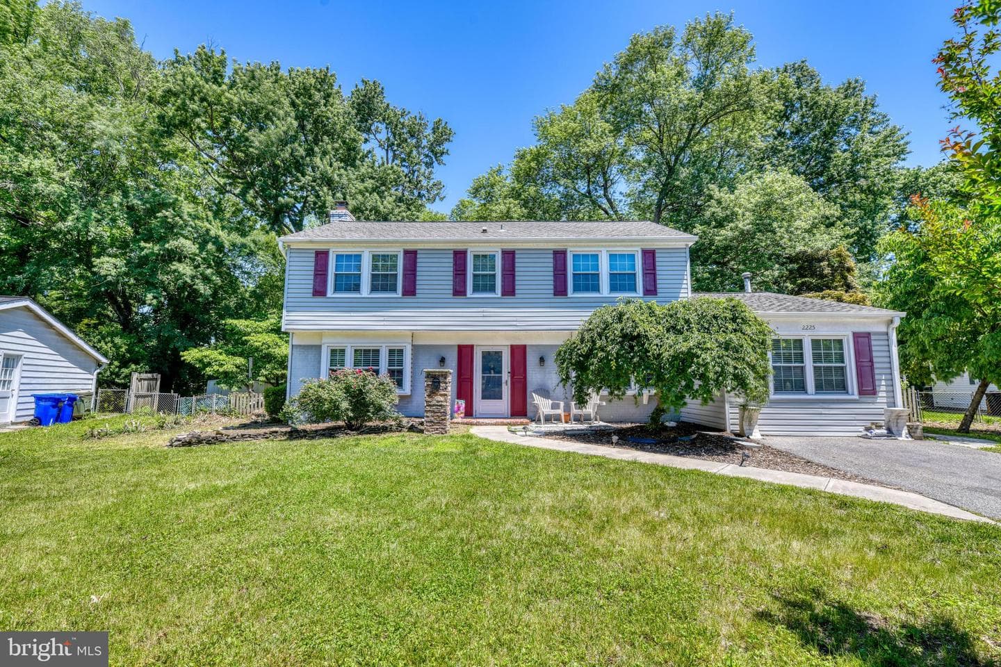 2225 Harwood Lane photo 3