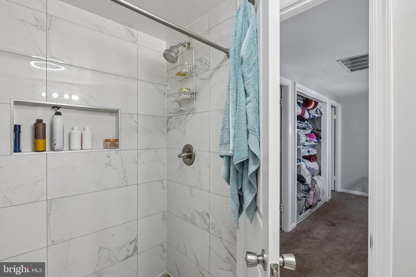 2225 Harwood Lane photo 40