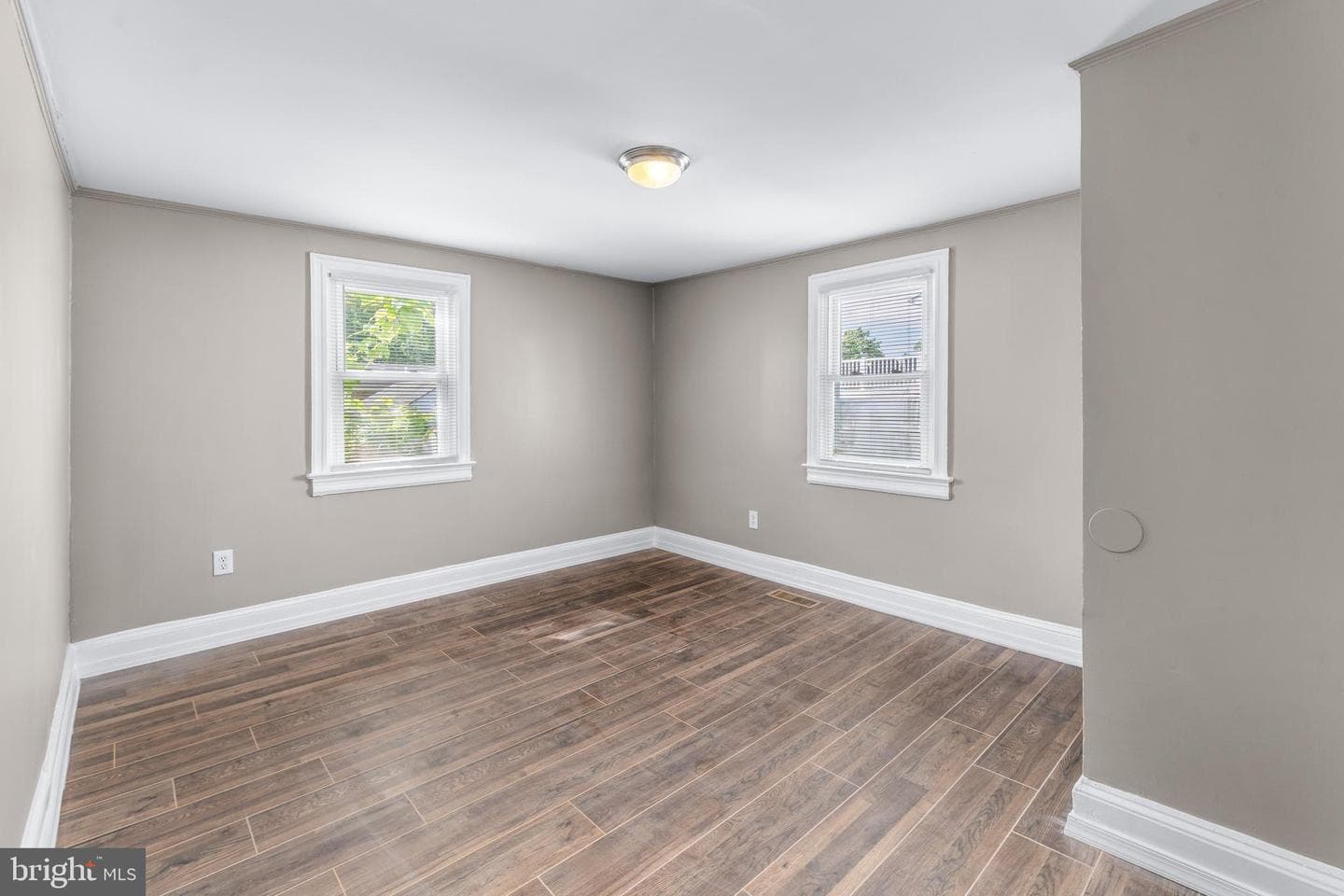 1412 Opus Avenue photo 22