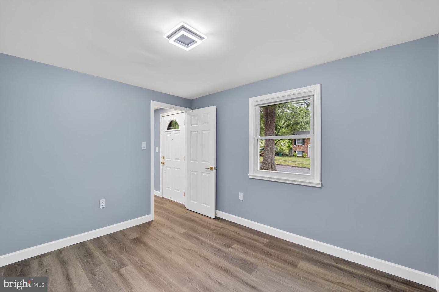 3604 Halloway N photo 14