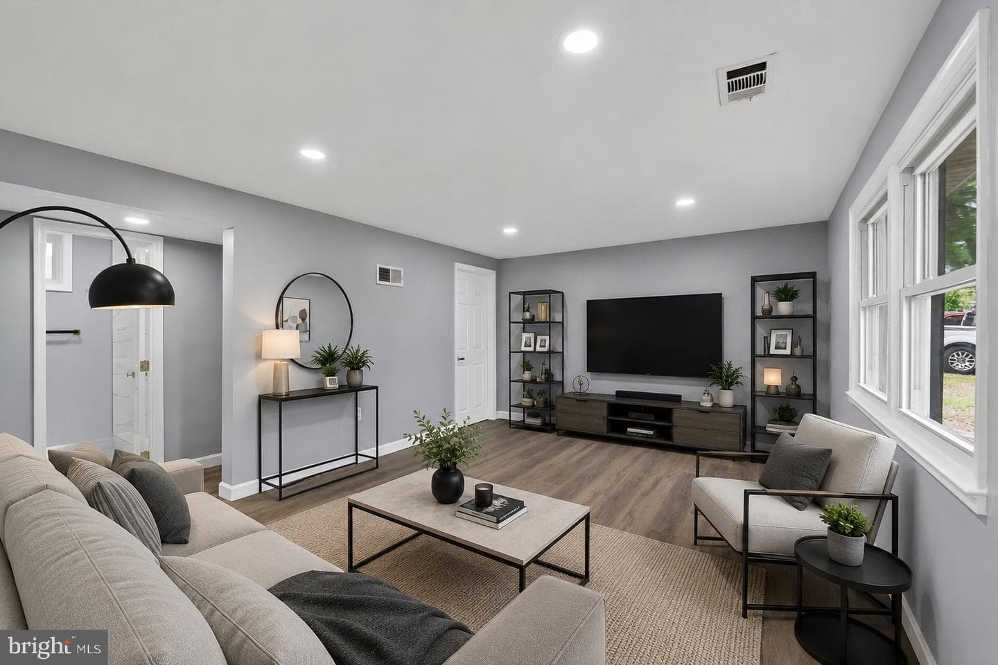 3604 Halloway N photo 4