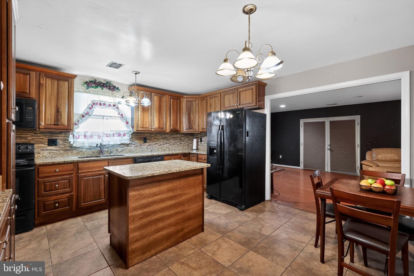 10003 Dakin Court photo 7
