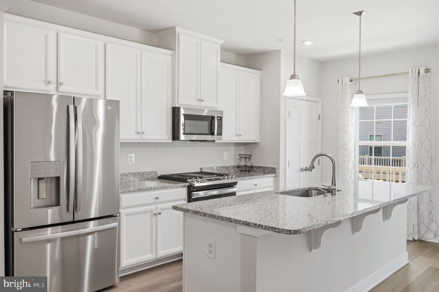 8805 Sybil Lane photo 6