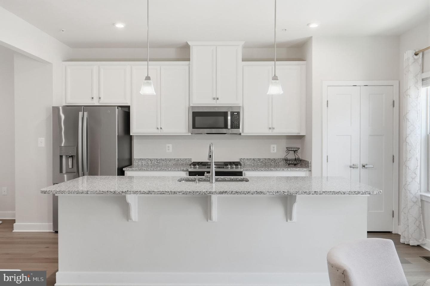 8805 Sybil Lane photo 7